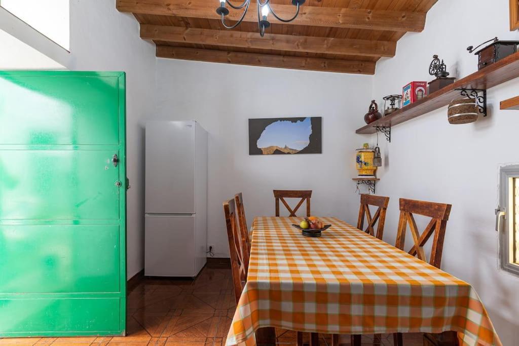 Vivienda Vacacional Ca' Pepita Y Jose El Albercon Buitenkant foto